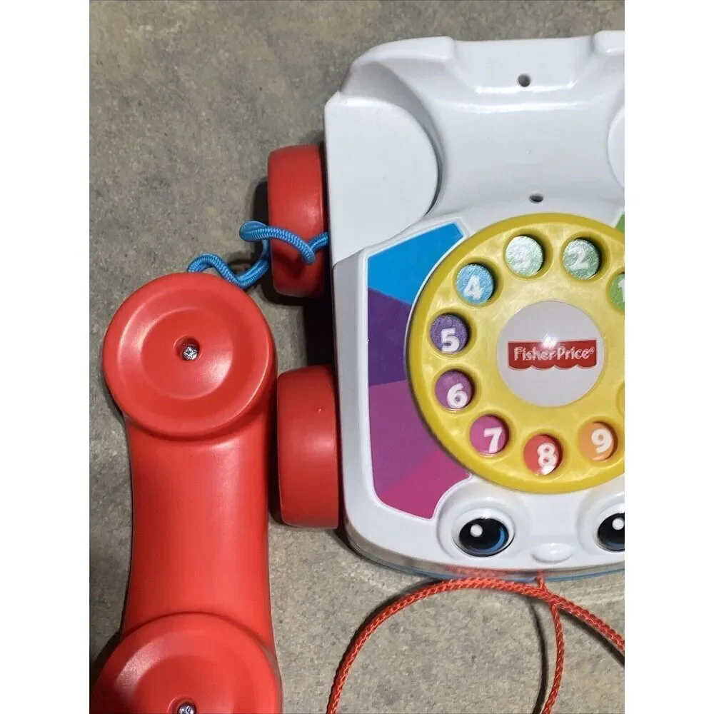 Fisher Price Chatter Phone Telephone Pull Toy Moving Eyes Bell When Dialed 2015